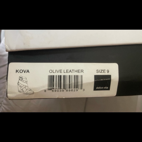 Wedge Dolce Vita Sandal - Picture 7 of 7